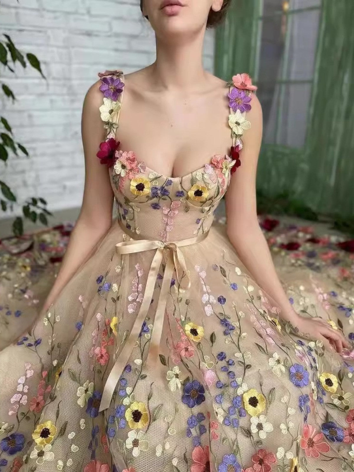 Kaia - Summer Maxi Dress with Flowers Abstract Print