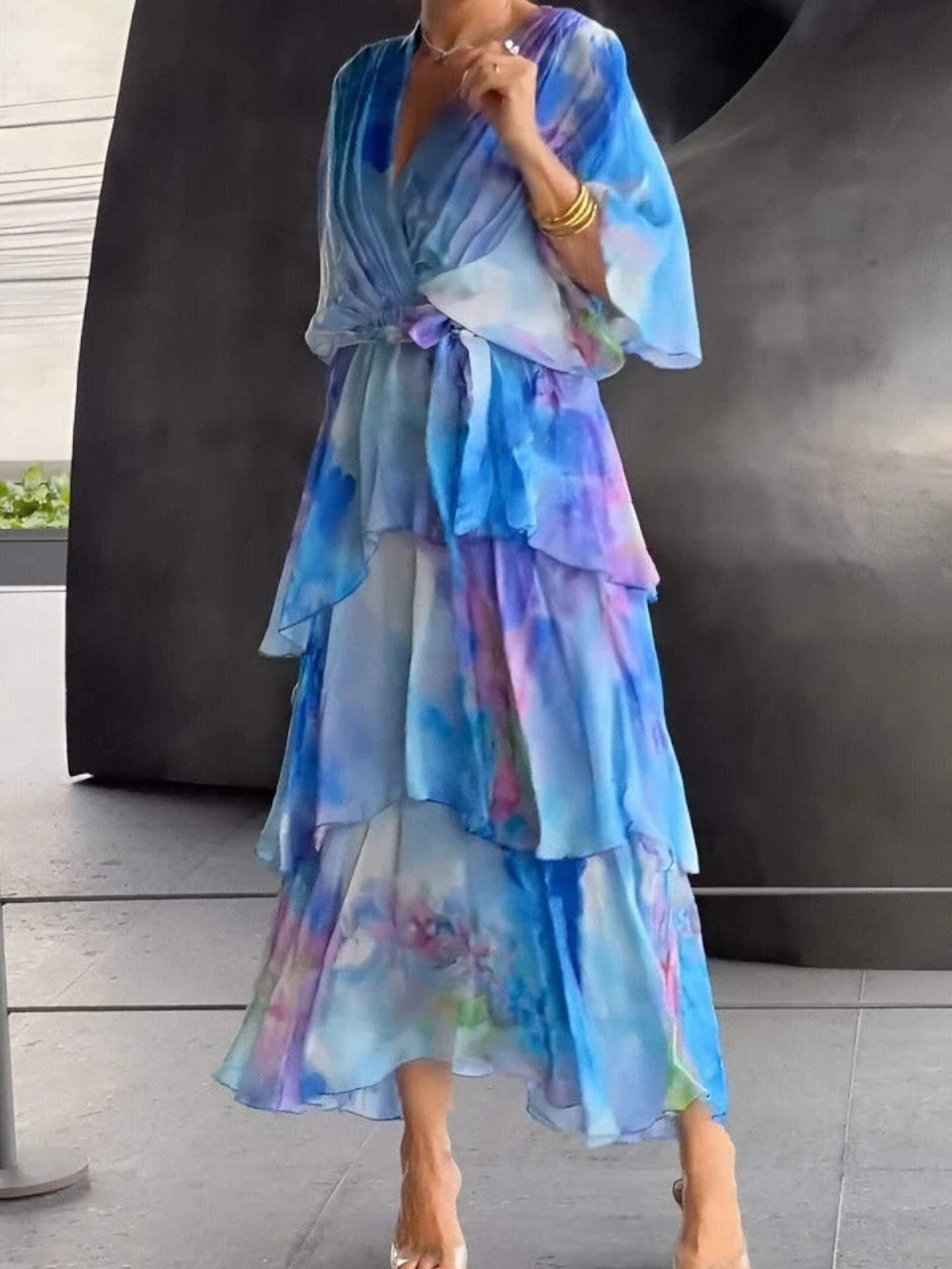 Diana - Stunning V-Neck Dress