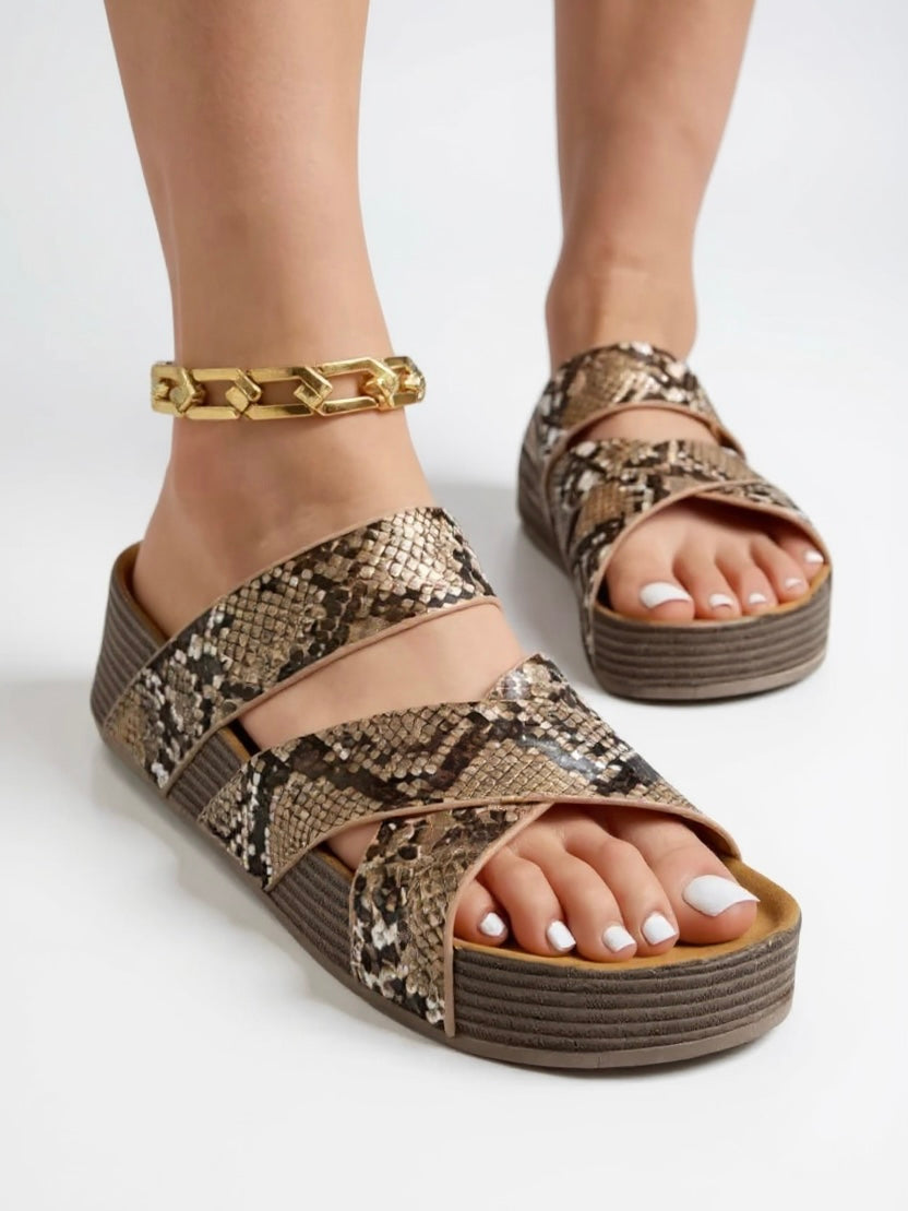 Kaia - Braided Platform Sandals