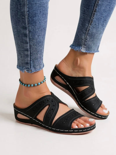 Calla - Embroidered Slide Sandals