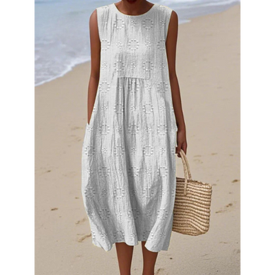 Élodie – Embroidered Charm and Lightness