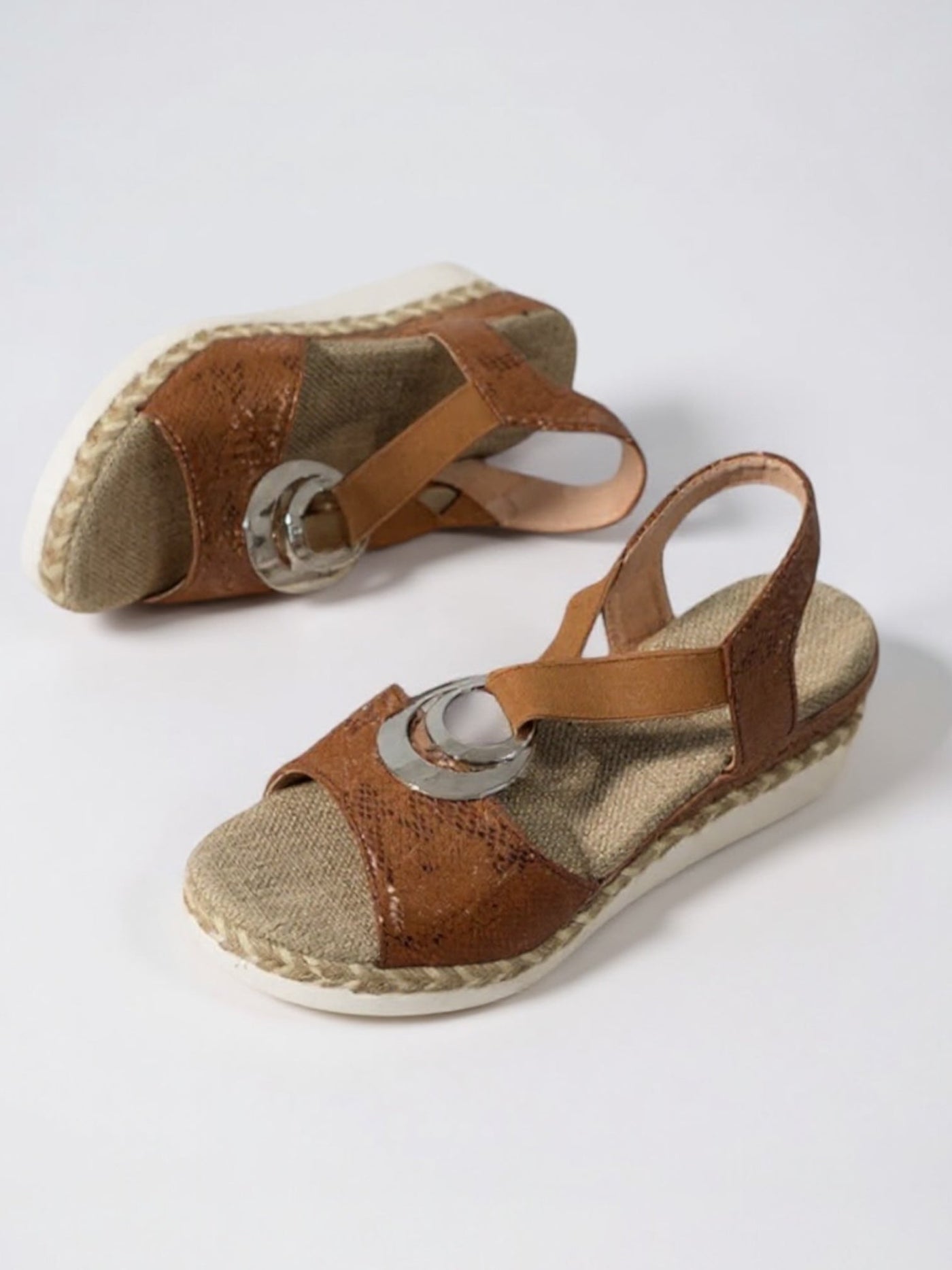 Luna - Crest Sandals
