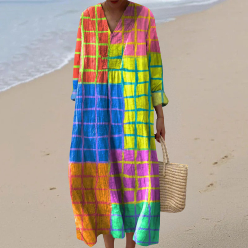 Poppy – Flattering and Graphic Dress